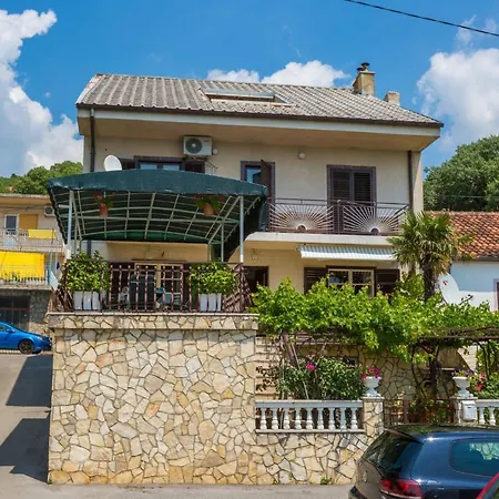Ane Apartment